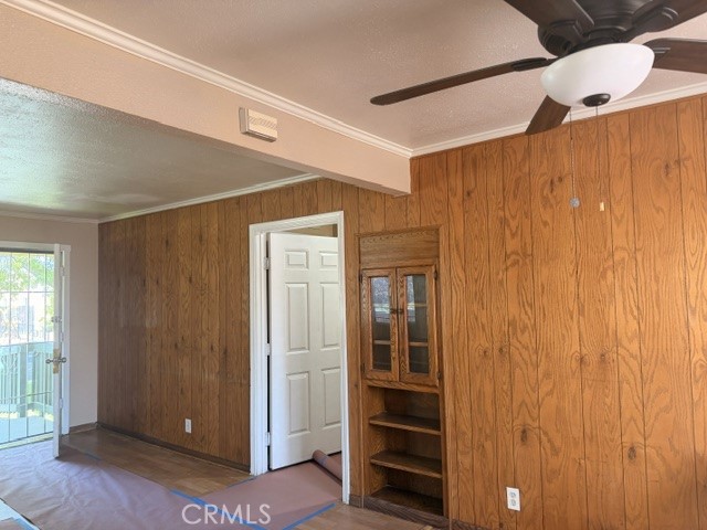 138 E Bellaire Way, Fresno, CA 93704