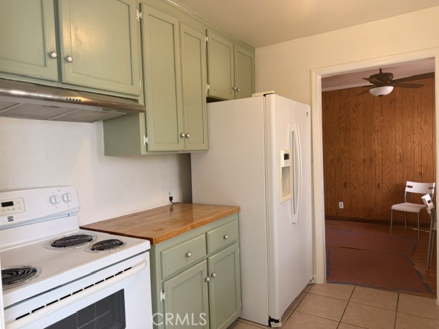 138 E Bellaire Way, Fresno, CA 93704