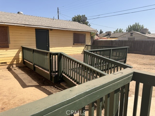 138 E Bellaire Way, Fresno, CA 93704