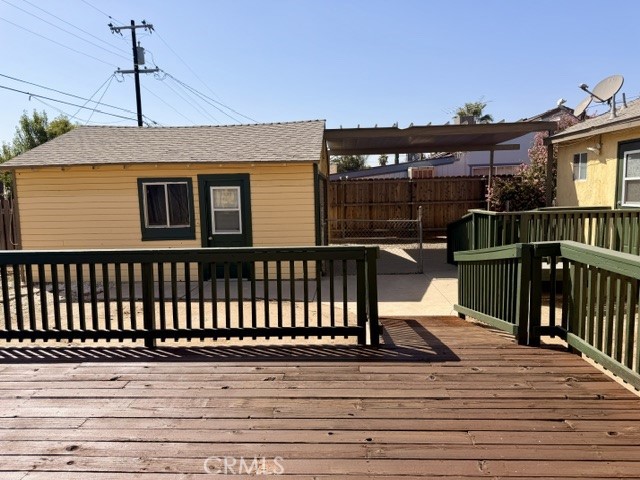 138 E Bellaire Way, Fresno, CA 93704
