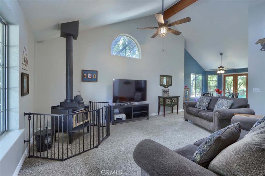 33337 Gold Nugget Ct, Coarsegold, CA 93614