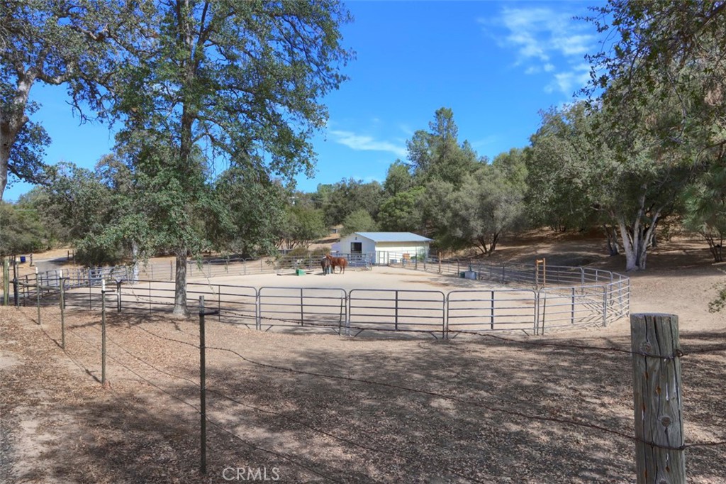 33337 Gold Nugget Ct, Coarsegold, CA 93614