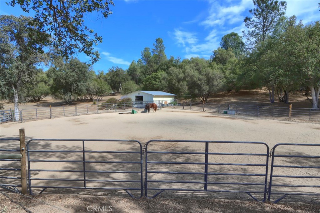 33337 Gold Nugget Ct, Coarsegold, CA 93614