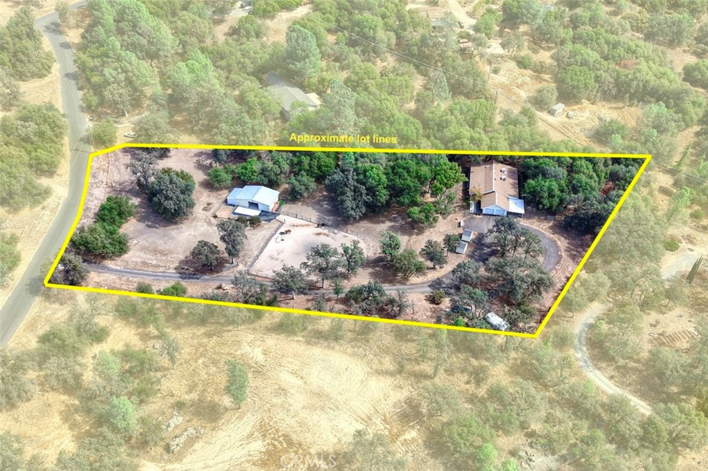 33337 Gold Nugget Ct, Coarsegold, CA 93614