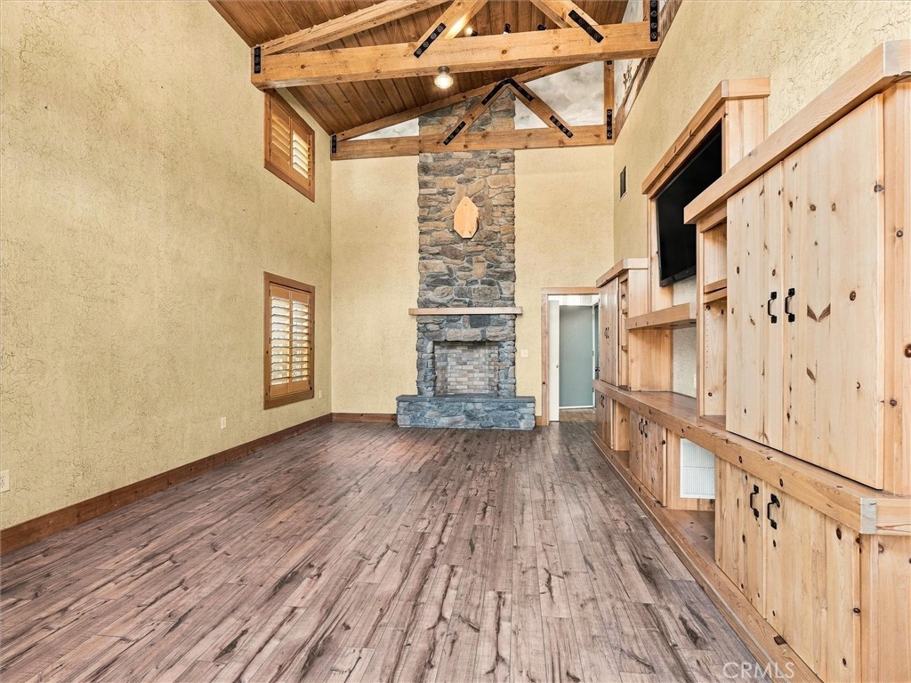 49344 Deerview Ln, Oakhurst, CA 93644