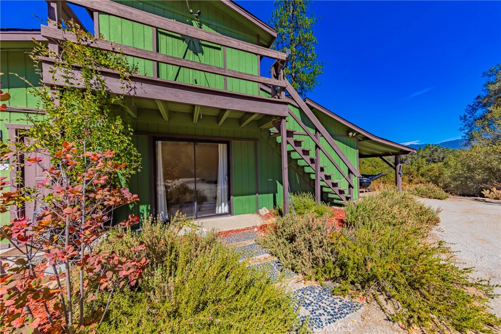 41133 41129 Highway 49, Oakhurst, CA 93644