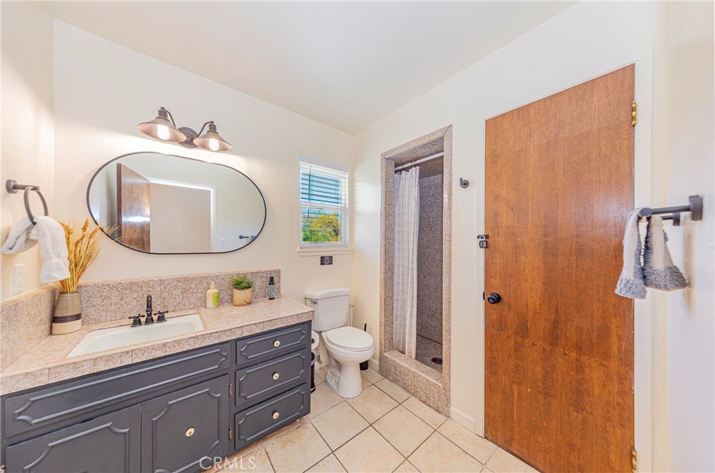 41133 41129 Highway 49, Oakhurst, CA 93644