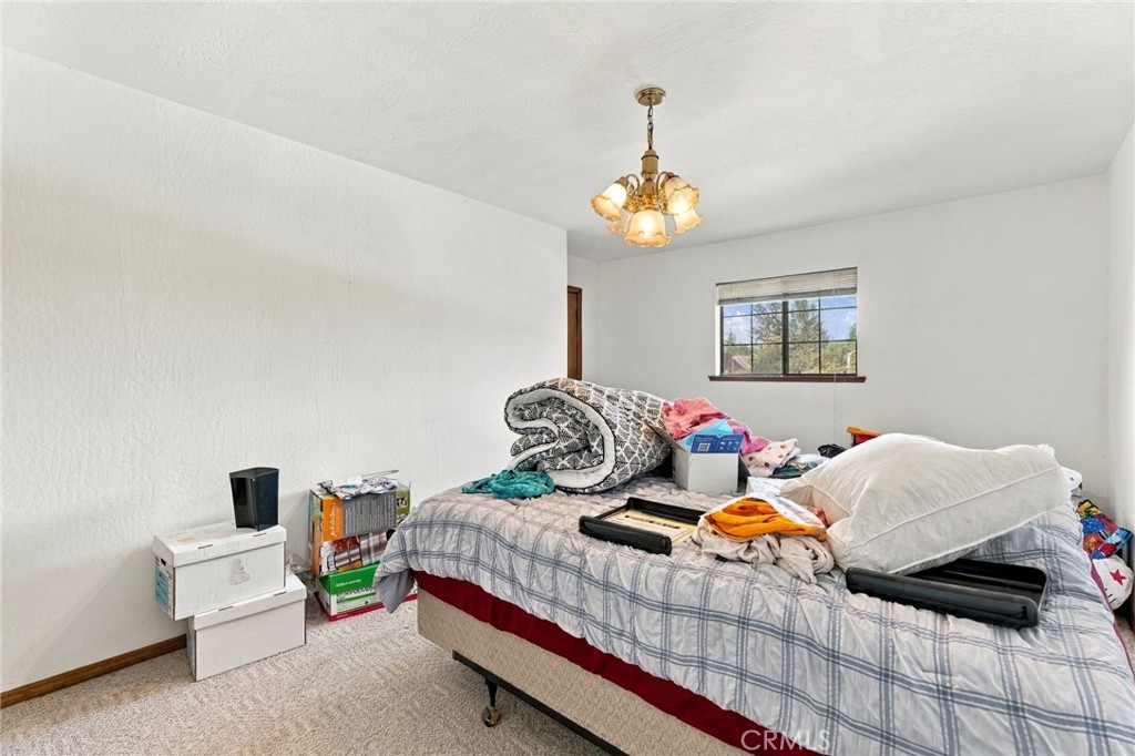 662 S Boyd, Kerman, CA 93630