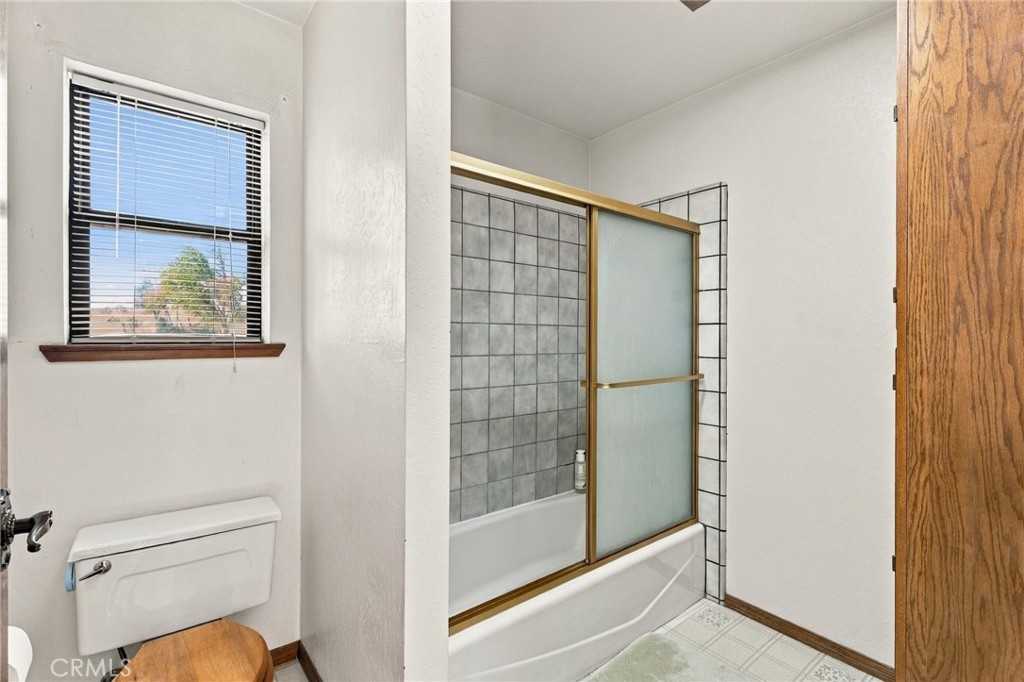 662 S Boyd, Kerman, CA 93630