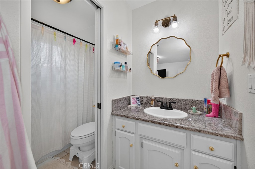 9365 N Archie, Fresno, CA 93720