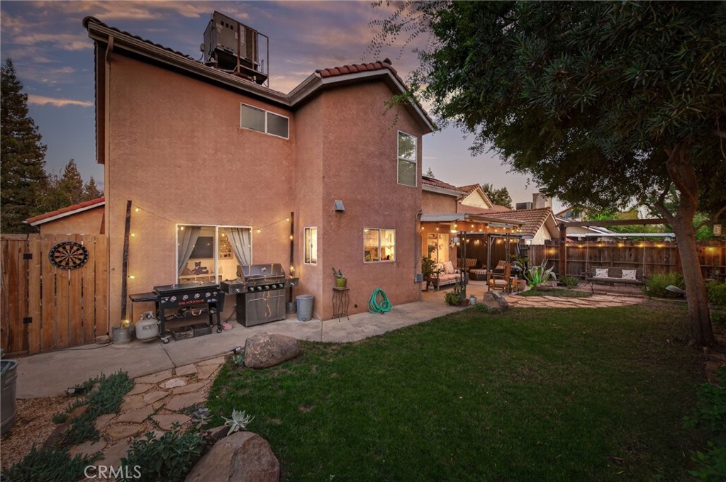9365 N Archie, Fresno, CA 93720