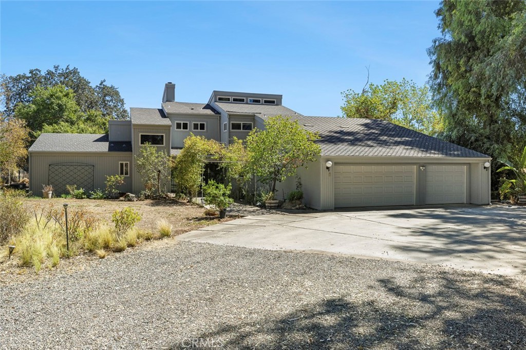 4606 N Kittyhawk Ave, Sanger, CA 93657