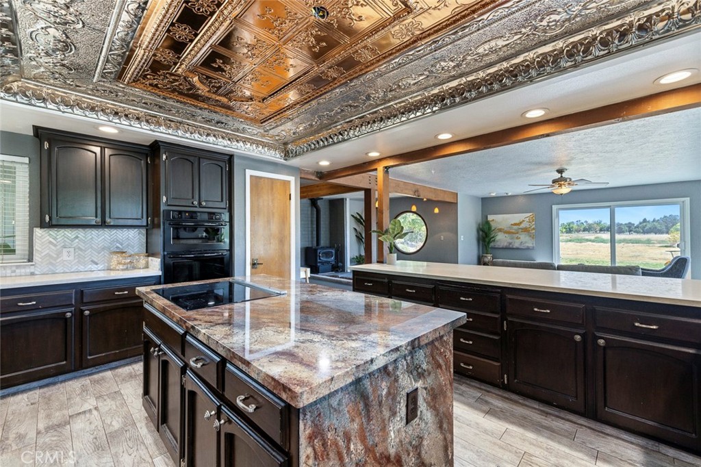 4606 N Kittyhawk Ave, Sanger, CA 93657