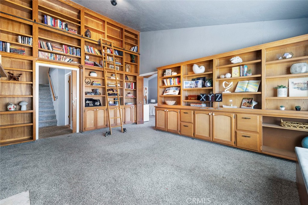 4606 N Kittyhawk Ave, Sanger, CA 93657