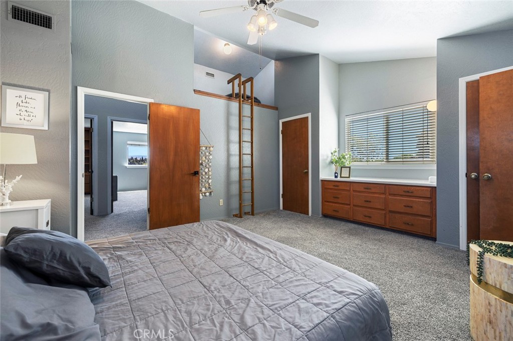 4606 N Kittyhawk Ave, Sanger, CA 93657