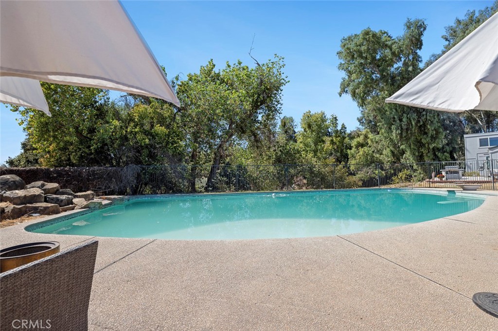4606 N Kittyhawk Ave, Sanger, CA 93657