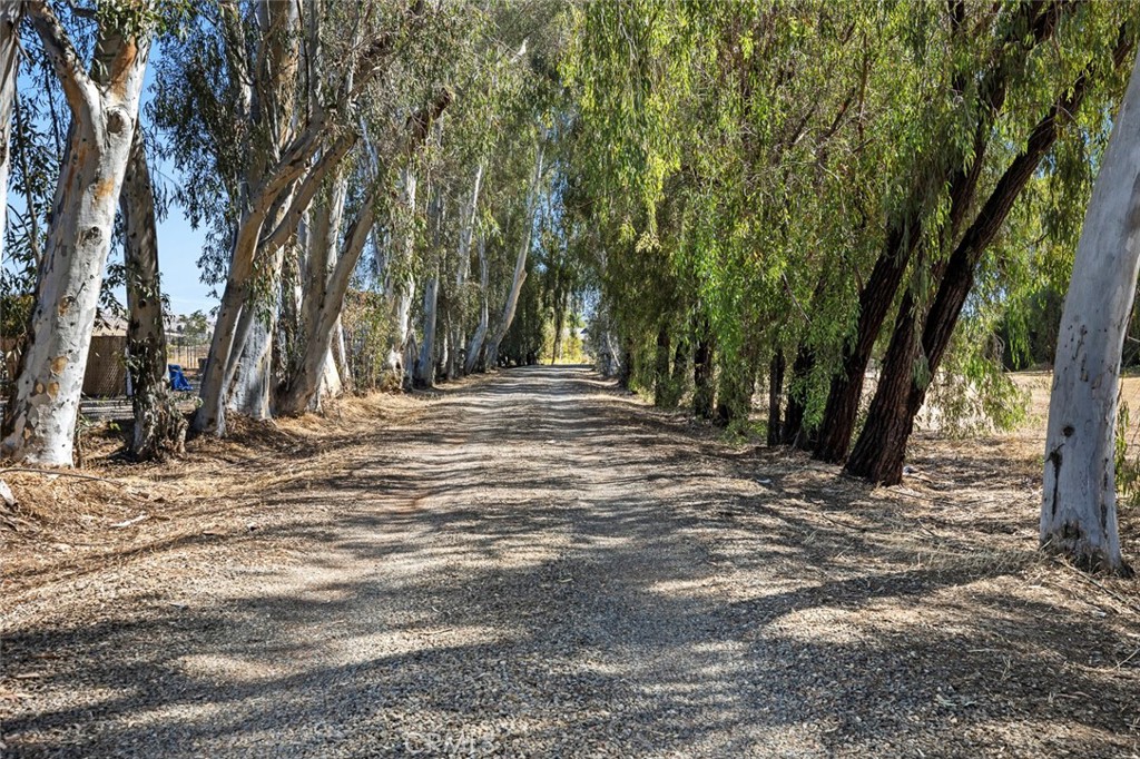 4606 N Kittyhawk Ave, Sanger, CA 93657
