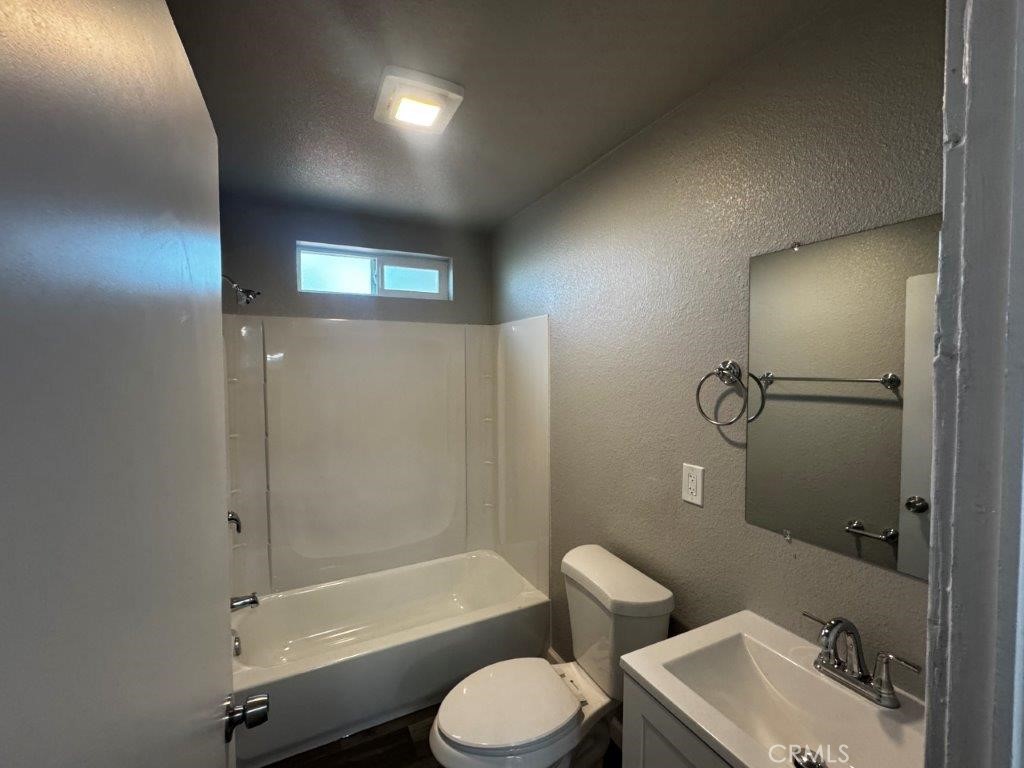 450 N 6th, Coalinga, CA 93210