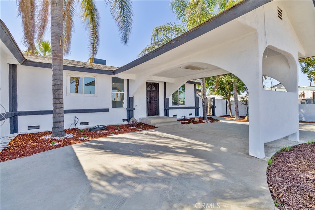 815 E 5th, Hanford, CA 93230