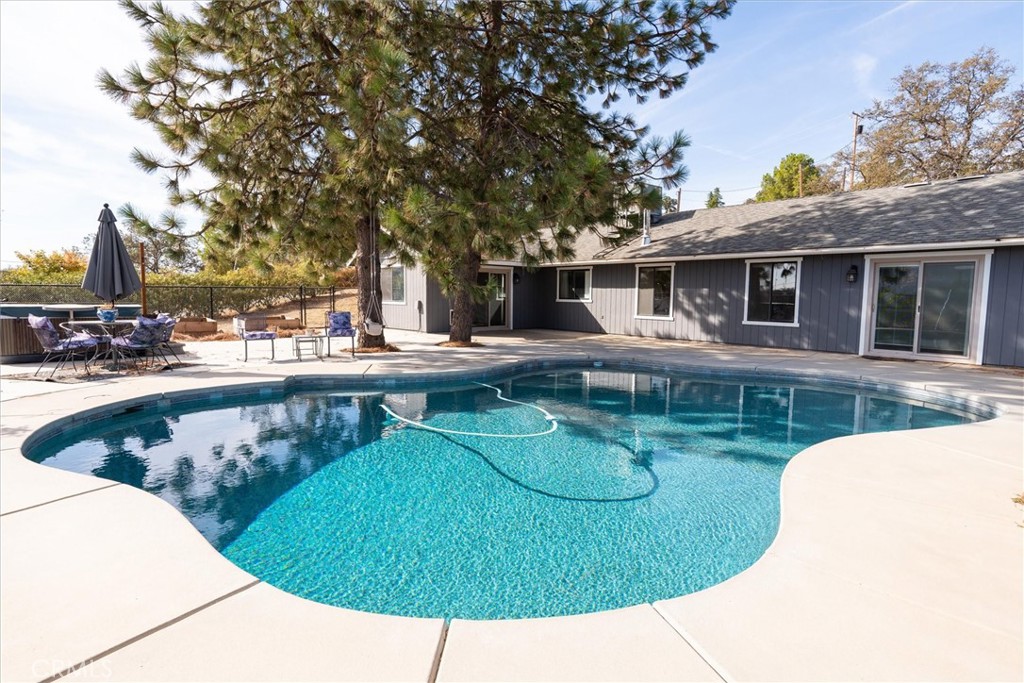 28891 Crystal Springs Ct, Coarsegold, CA 93614