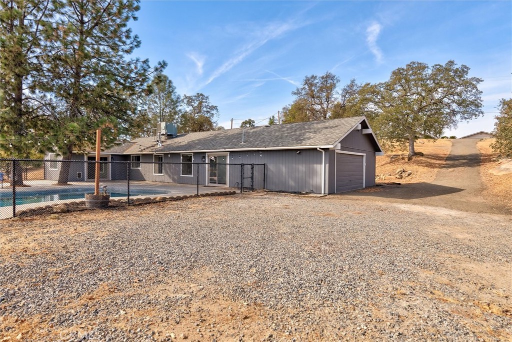 28891 Crystal Springs Ct, Coarsegold, CA 93614