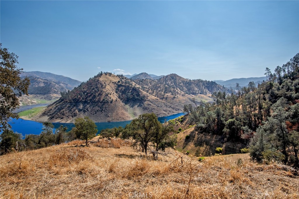 12345 trimmer Springs, Sanger, CA 93657