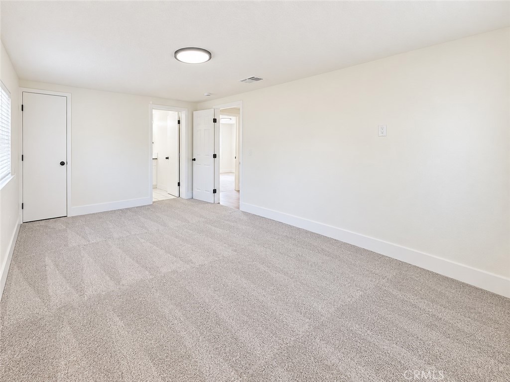 141 W Ashlan Ave, Fresno, CA 93705