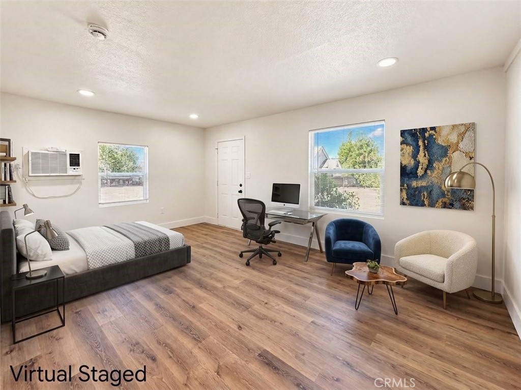 141 W Ashlan Ave, Fresno, CA 93705
