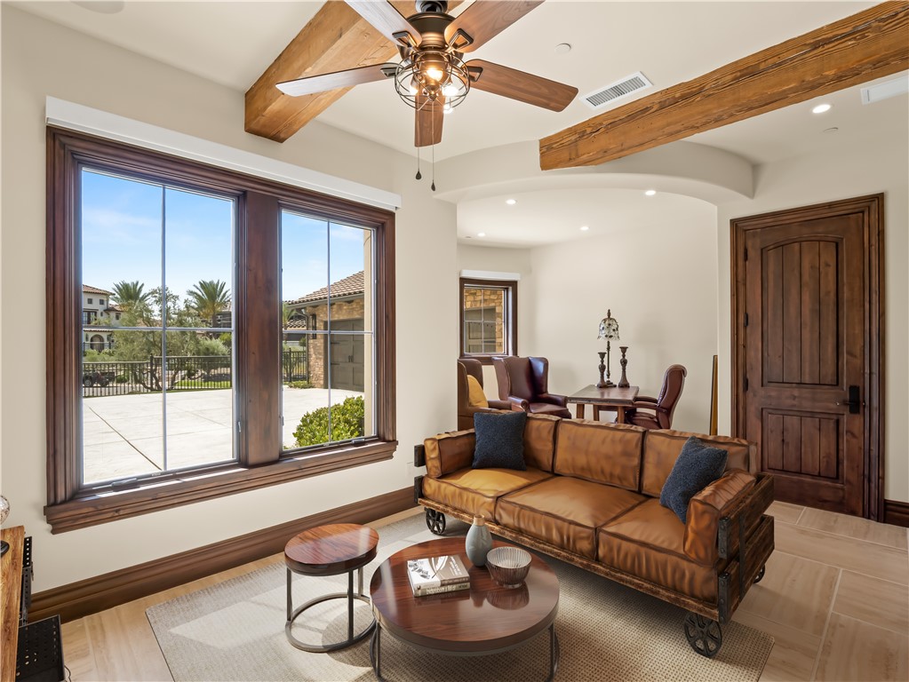 2230 E Spey Valley, Fresno, CA 93730