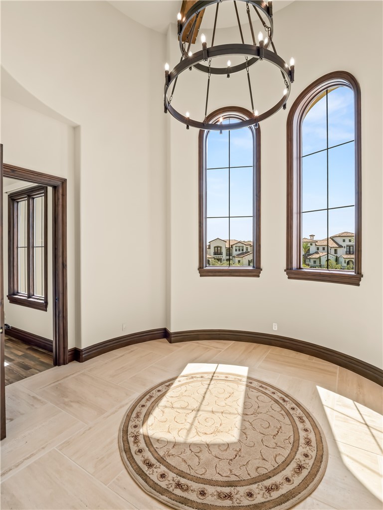 2230 E Spey Valley, Fresno, CA 93730