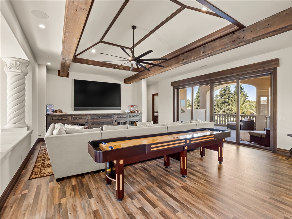2230 E Spey Valley, Fresno, CA 93730