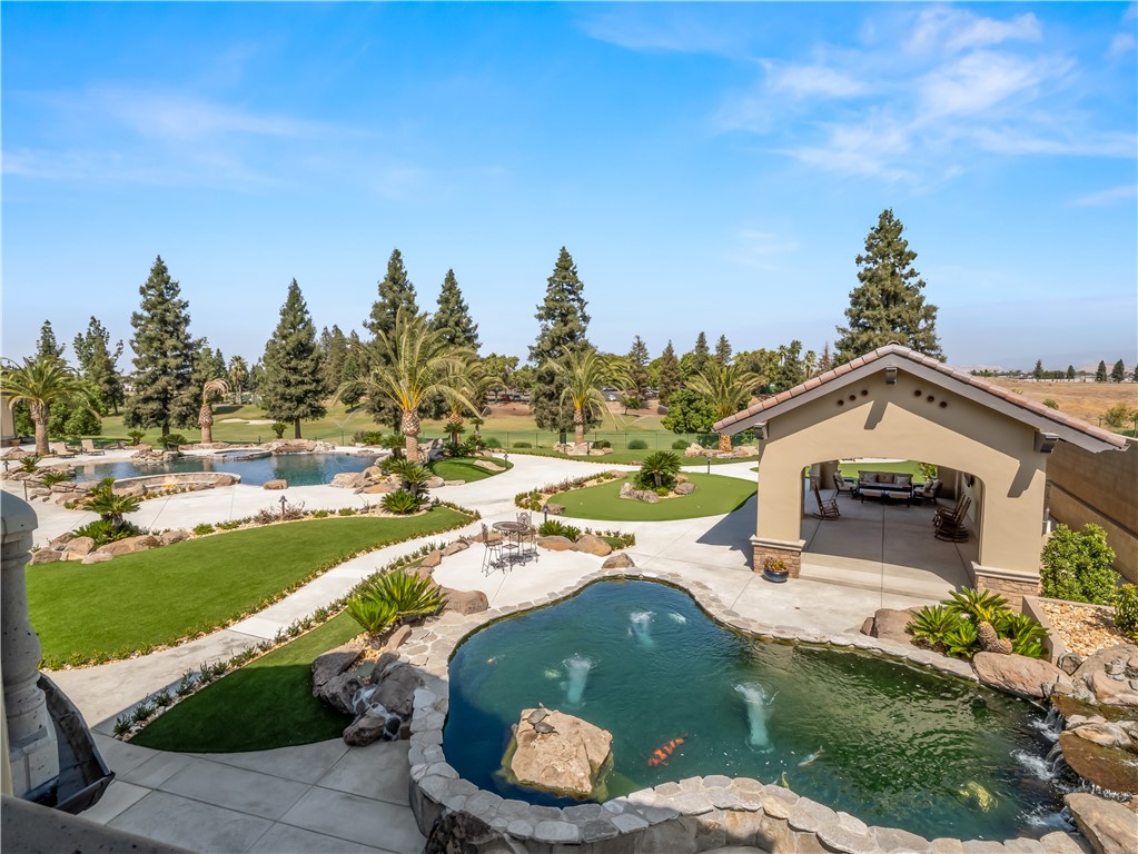 2230 E Spey Valley, Fresno, CA 93730