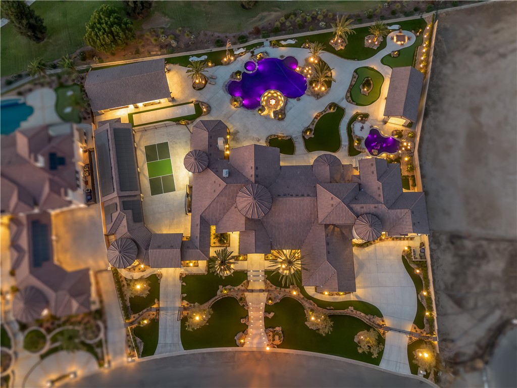2230 E Spey Valley, Fresno, CA 93730