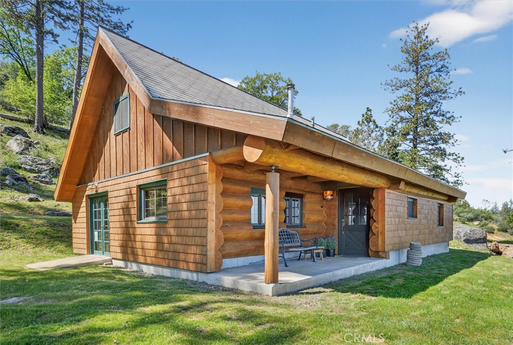 5851 Mount Bullion Ridge, Mariposa, CA 95338