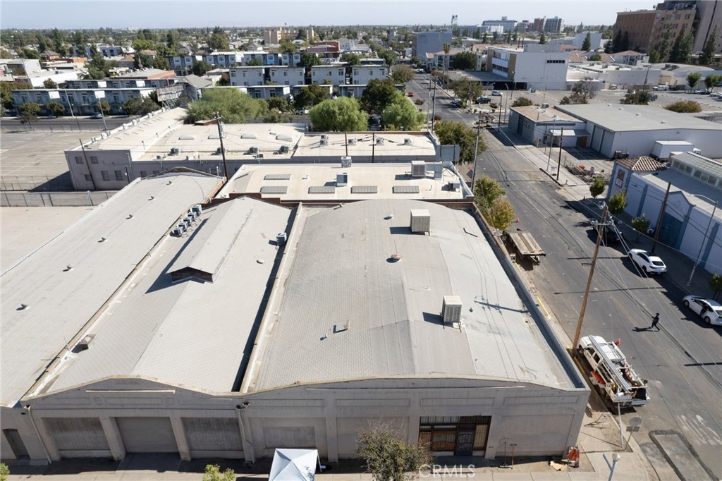 1600 1650 H, Fresno, CA 93721