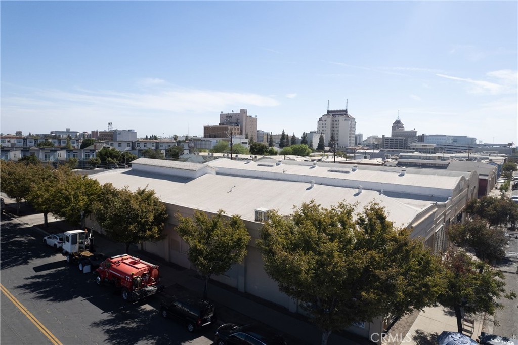 1600 1650 H, Fresno, CA 93721