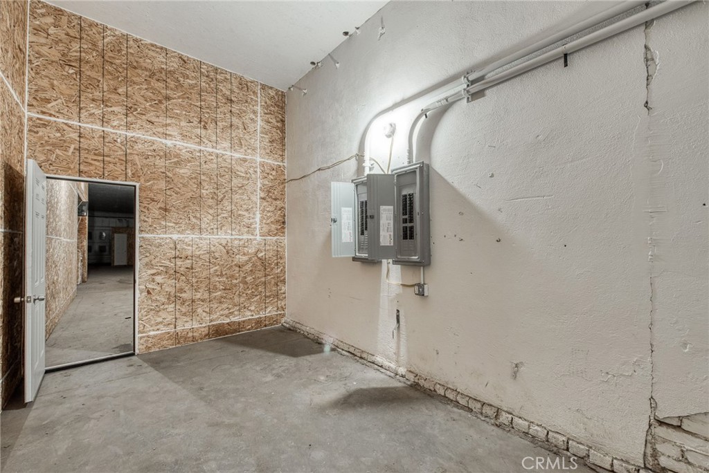 1600 1650 H, Fresno, CA 93721