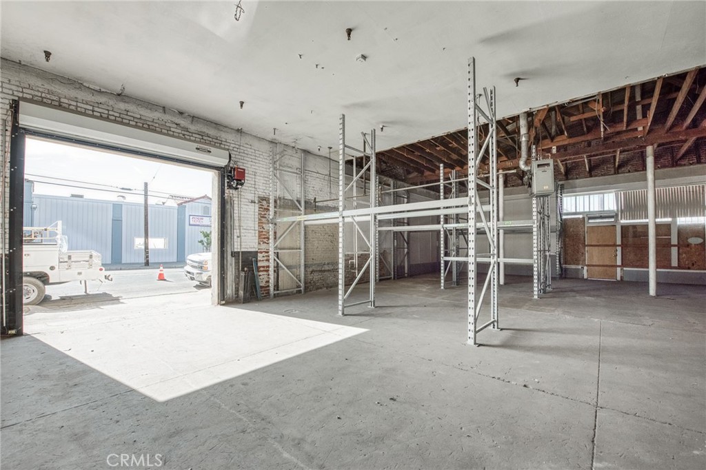 1600 1650 H, Fresno, CA 93721