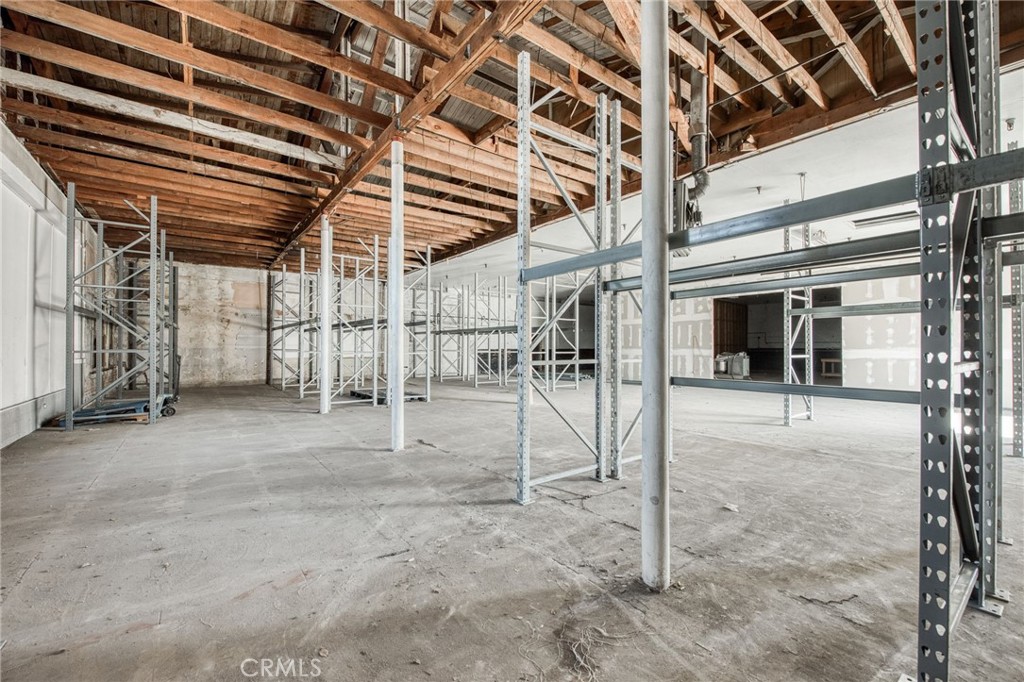 1600 1650 H, Fresno, CA 93721