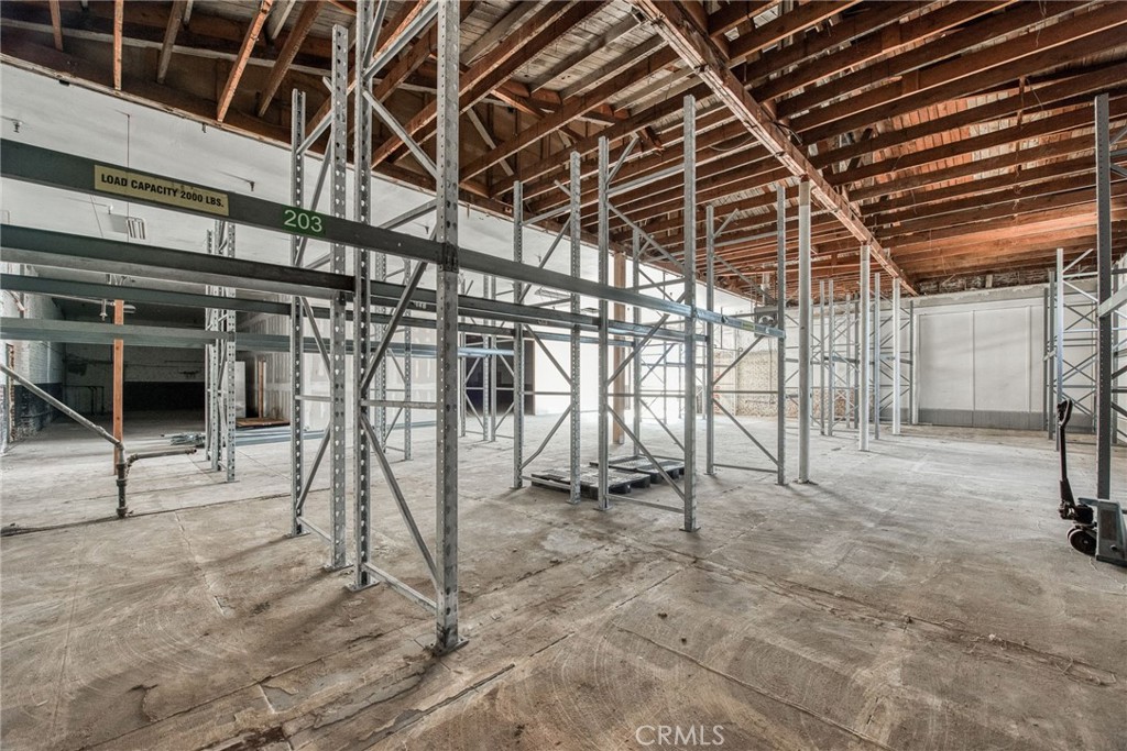 1600 1650 H, Fresno, CA 93721