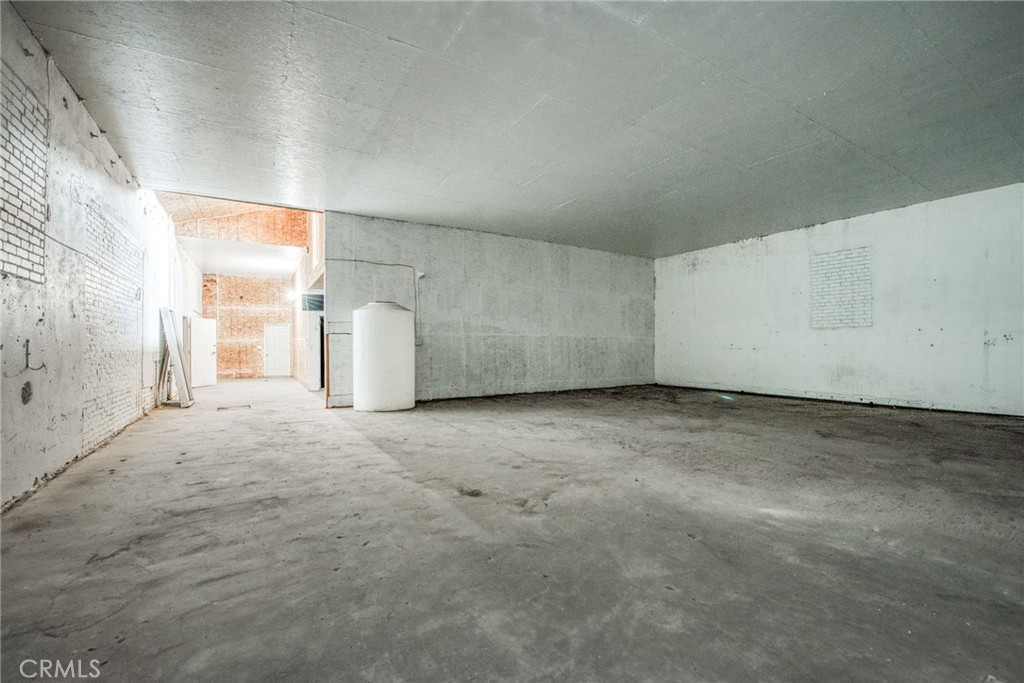 1600 1650 H, Fresno, CA 93721