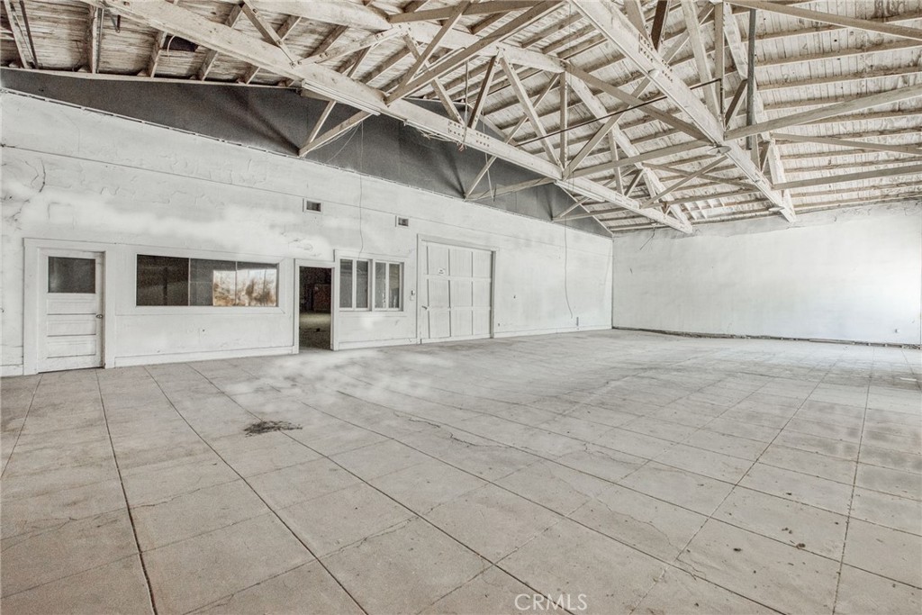 1600 1650 H, Fresno, CA 93721