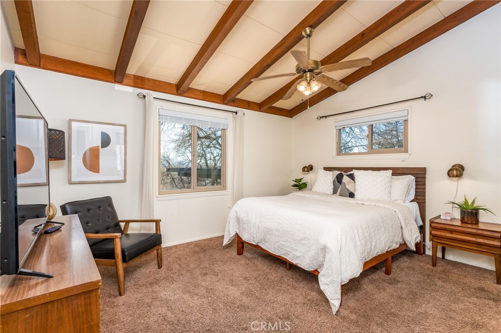 42909 W Country Club, Oakhurst, CA 93644