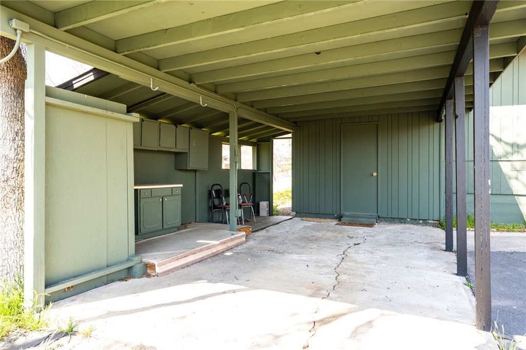 42909 W Country Club, Oakhurst, CA 93644