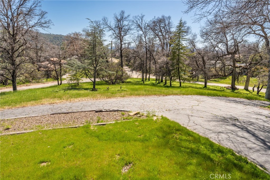 42909 W Country Club, Oakhurst, CA 93644