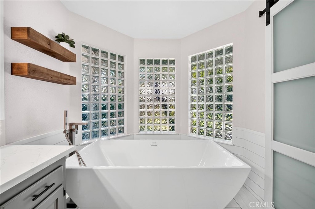10779 N Silver Lake, Fresno, CA 93730