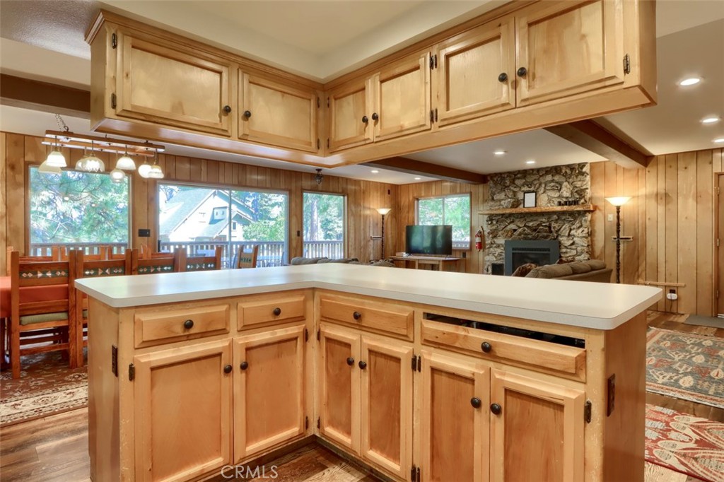 7296 Yosemite Park, Wawona, CA 95389
