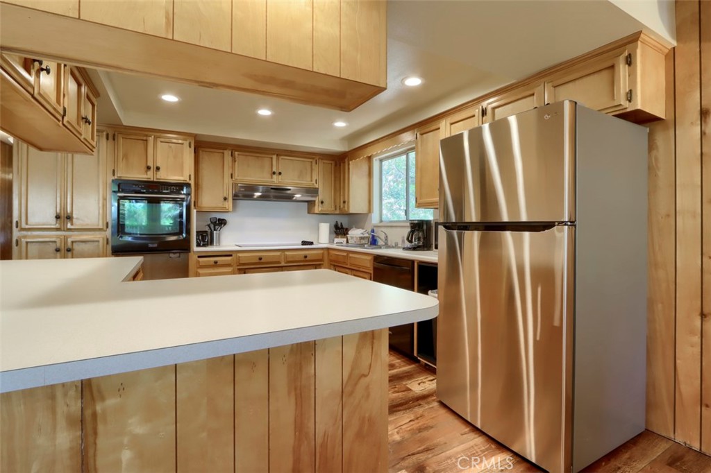 7296 Yosemite Park, Wawona, CA 95389