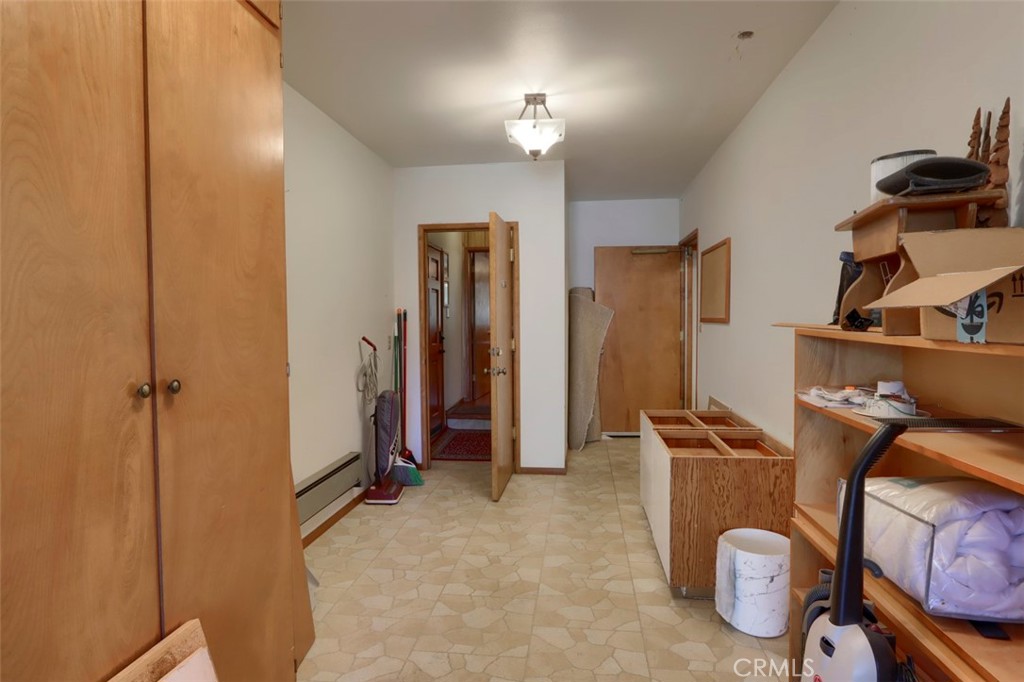 7296 Yosemite Park, Wawona, CA 95389