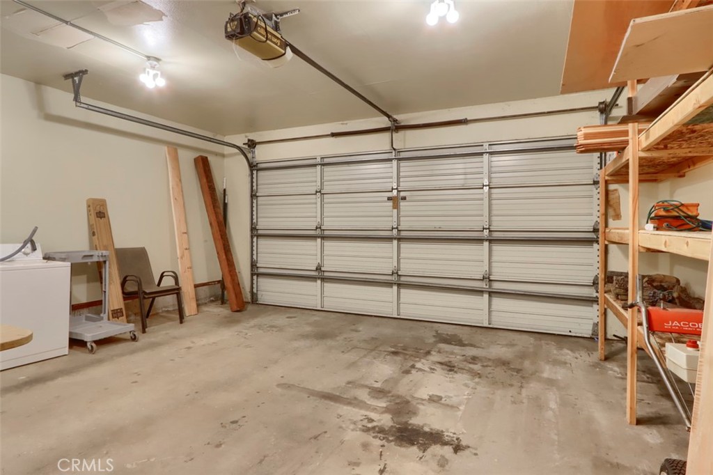 7296 Yosemite Park, Wawona, CA 95389